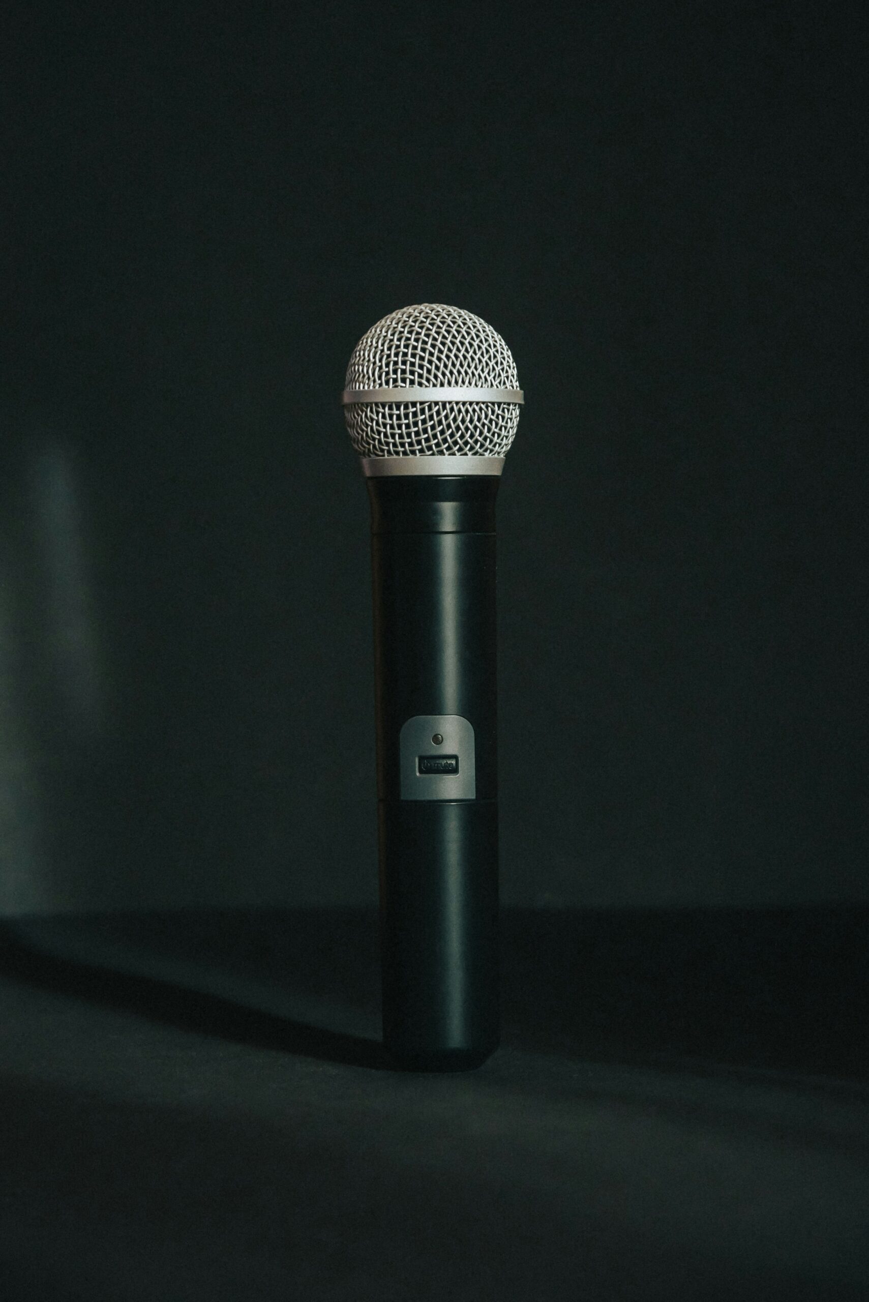 Exploring the Unique Voice of DaveBlog: A Deep Dive